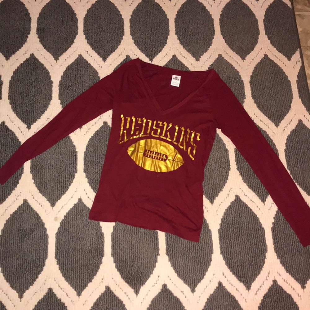 Long sleeve redskins shirt